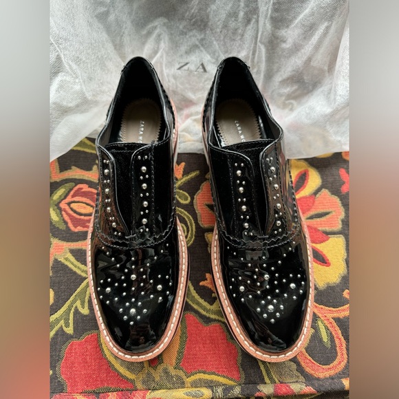 Zara Woman: Slip On Black Patent Studded Brogue Sz 38/7.5 - Picture 2 of 10